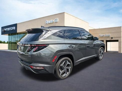 Certified 2023 Hyundai Tucson Limited AWD/4WD image 4