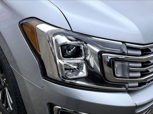 Used 2021 Ford Expedition Max Limited image 30