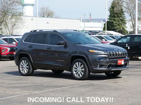 Used 2018 Jeep Cherokee Overland w/ Heavy Duty Protection Group AWD/4WD image 1