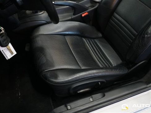 Used 2001 Porsche Boxster RWD image 18