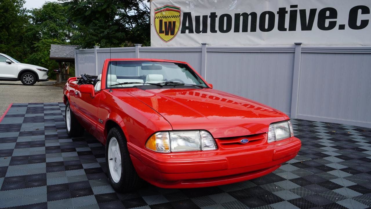 Used 1992 Ford Mustang LX RWD image 2