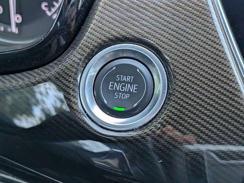Certified 2025 Cadillac XT6 Sport w/ Platinum Package AWD/4WD image 36