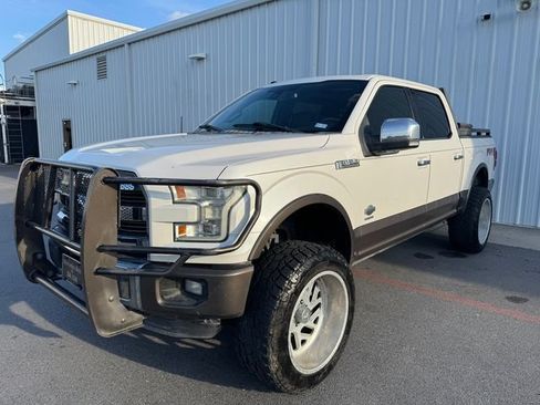 Used 2016 Ford F150 King Ranch w/ Equipment Group 601A Luxury AWD/4WD image 33