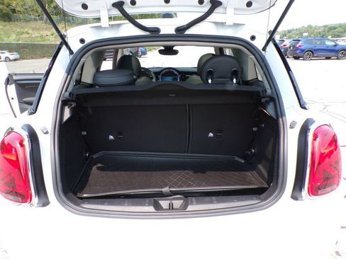 Used 2024 MINI Cooper SE FWD image 18