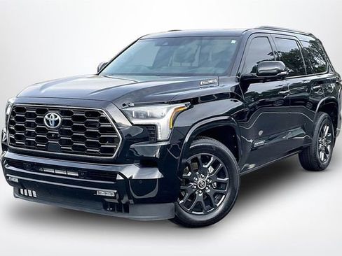 Used 2023 Toyota Sequoia Platinum image 2