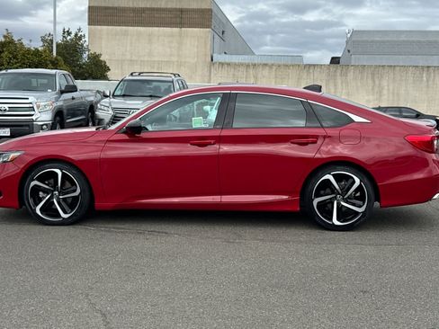 Used 2022 Honda Accord Sport image 9