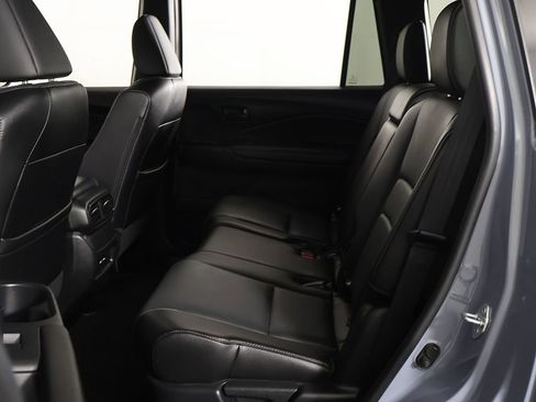 Used 2025 Honda Passport EX-L image 29