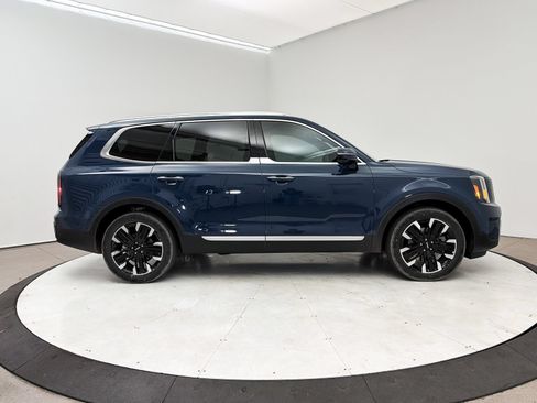 Certified 2024 Kia Telluride SX Prestige w/ Towing Package AWD/4WD image 35