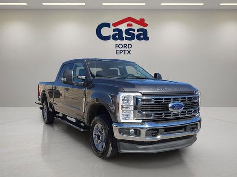 Used 2025 Ford F250 XLT image 1
