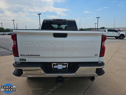 Used 2024 Chevrolet Silverado 2500 LT AWD/4WD image 5