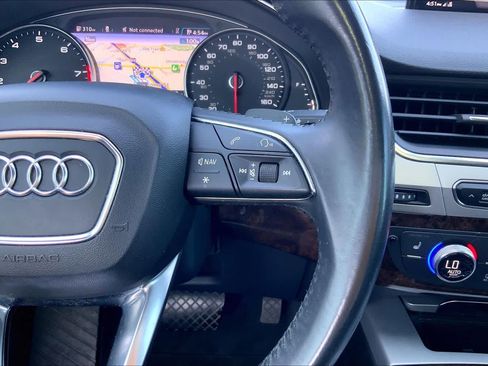 Used 2017 Audi Q7 2.0T Premium Plus w/ Premium Plus Package AWD/4WD image 25