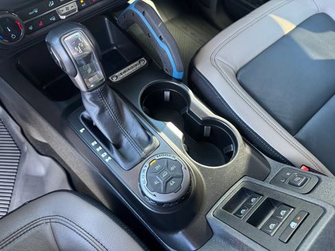 Used 2022 Ford Bronco Wildtrak AWD/4WD image 19