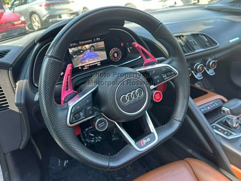 Used 2021 Audi R8 V10 w/ Premium Package RWD image 22