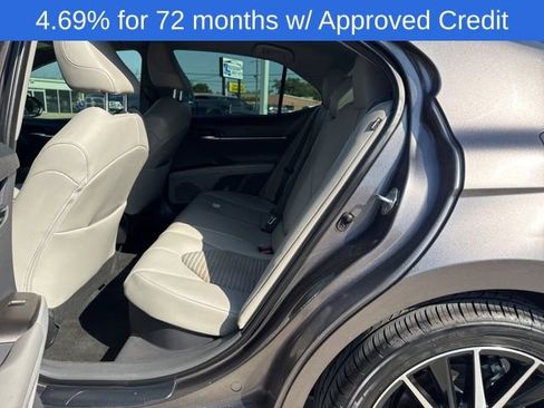Used 2022 Toyota Camry SE image 16