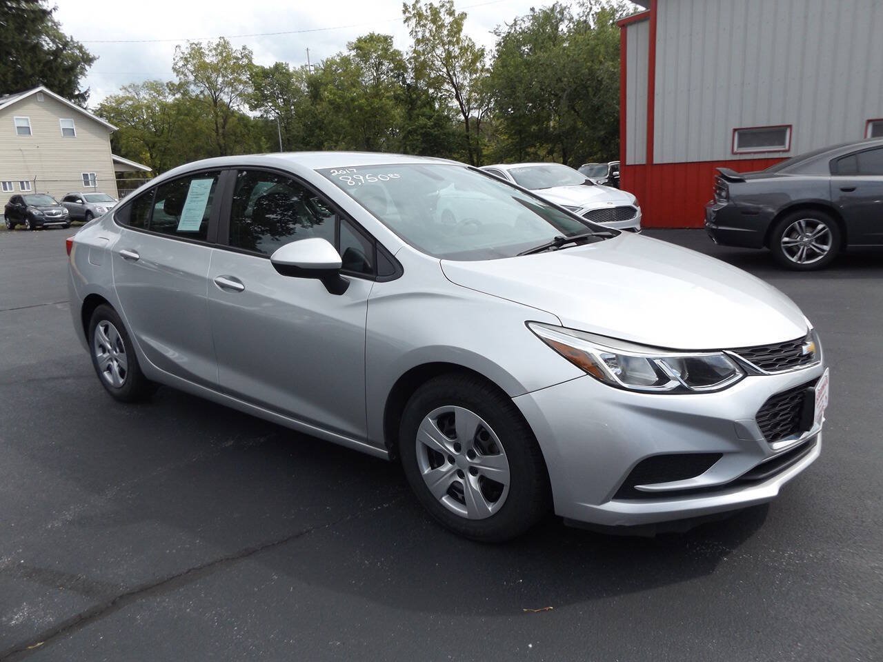 Used 2017 Chevrolet Cruze LS FWD image 5