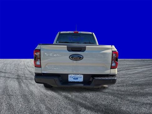 New 2025 Ford Ranger Lariat w/ Black Appearance Package image 5