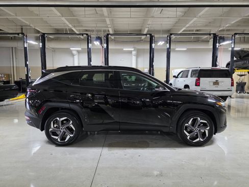 Certified 2023 Hyundai Tucson Limited AWD/4WD image 8