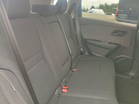 Used 2023 Nissan Rogue S AWD/4WD image 21