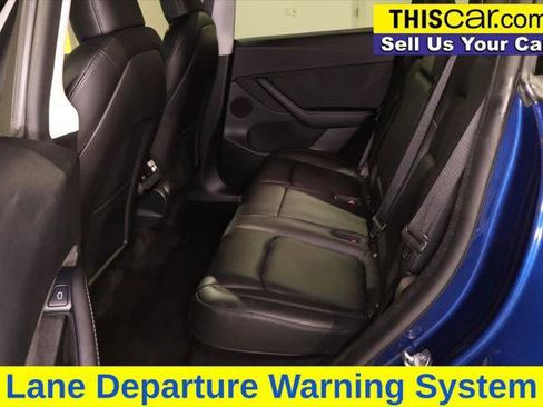 Used 2022 Tesla Model Y Long Range AWD/4WD image 21