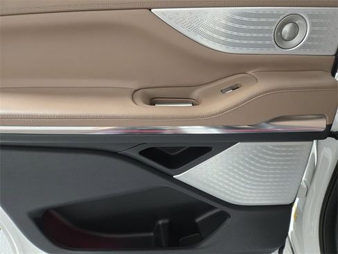 New 2025 Lincoln Navigator L Black Label image 23