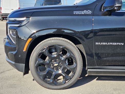 New 2026 Chevrolet Suburban High Country AWD/4WD image 6