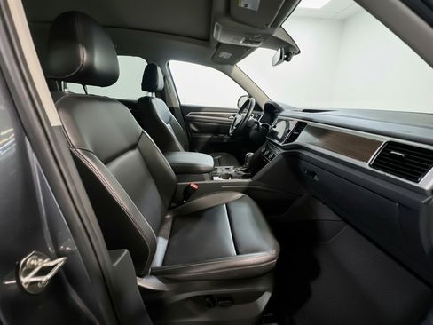 Used 2019 Volkswagen Atlas SEL FWD image 22