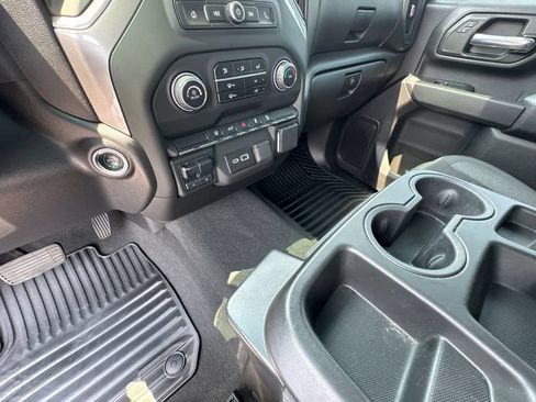 Used 2024 Chevrolet Silverado 2500 Custom w/ Custom Convenience Package AWD/4WD image 31
