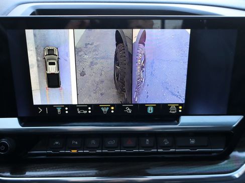 Used 2023 Chevrolet Silverado 1500 LT Trail Boss w/ LT Trail Boss Premium Package image 29