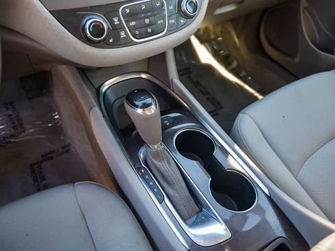 Used 2020 Chevrolet Malibu LT image 21