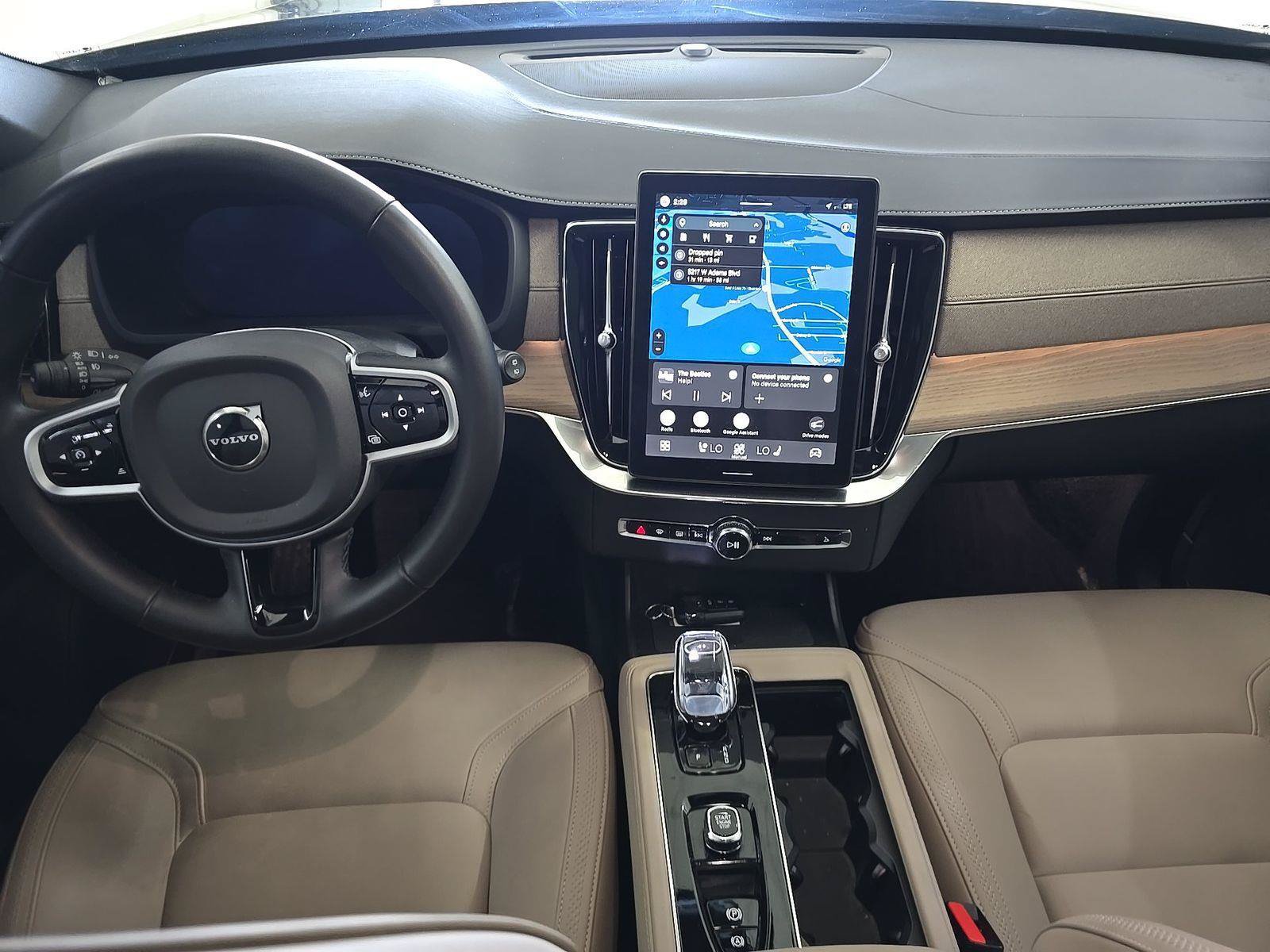 Used 2026 Volvo XC90 B5 Core w/ Protection Package Premier AWD/4WD image 12