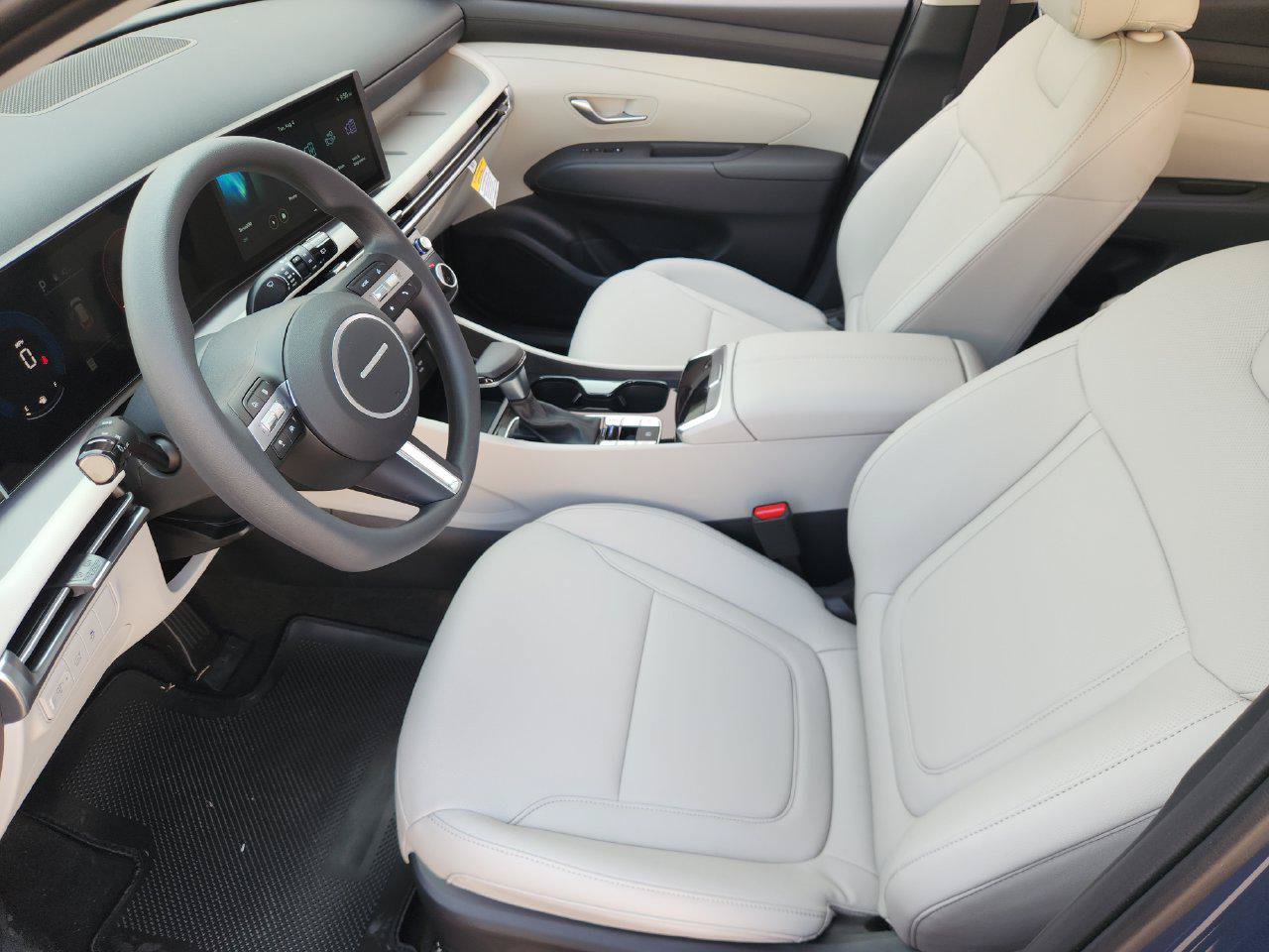 New 2026 Hyundai Tucson SEL Plus FWD image 9
