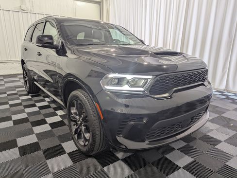 Used 2025 Dodge Durango GT AWD/4WD image 5
