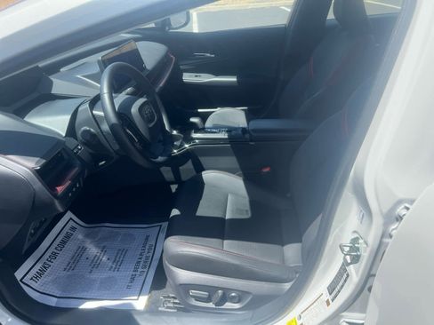 Certified 2024 Toyota Prius Prime Premium image 16