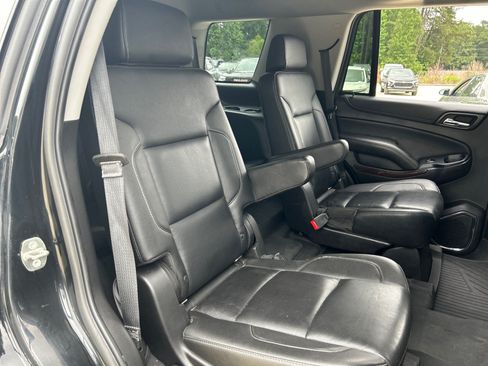 Used 2018 GMC Yukon SLT w/ Open Road Package AWD/4WD image 18