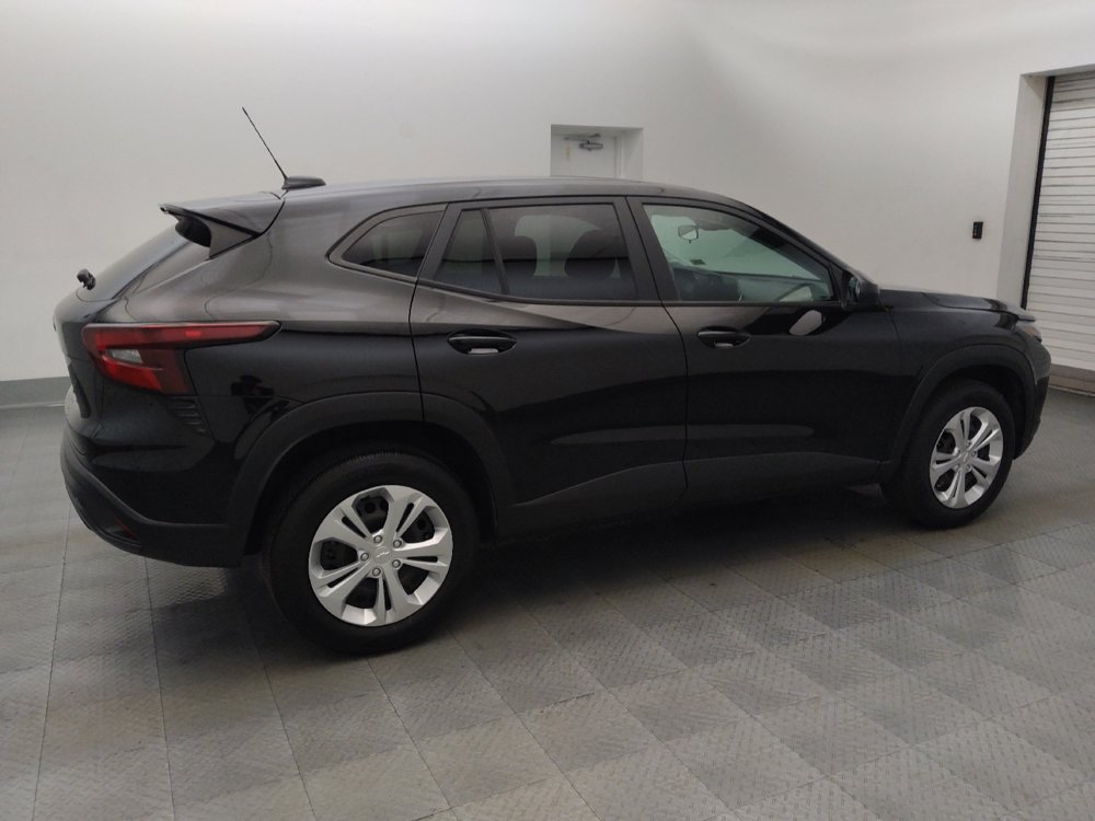 Used 2024 Chevrolet Trax LS FWD image 10
