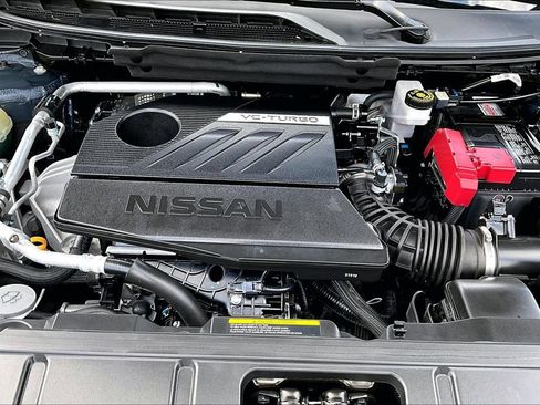 Used 2025 Nissan Rogue SV FWD image 31