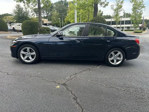 Used 2015 BMW 320i Sedan RWD image 2