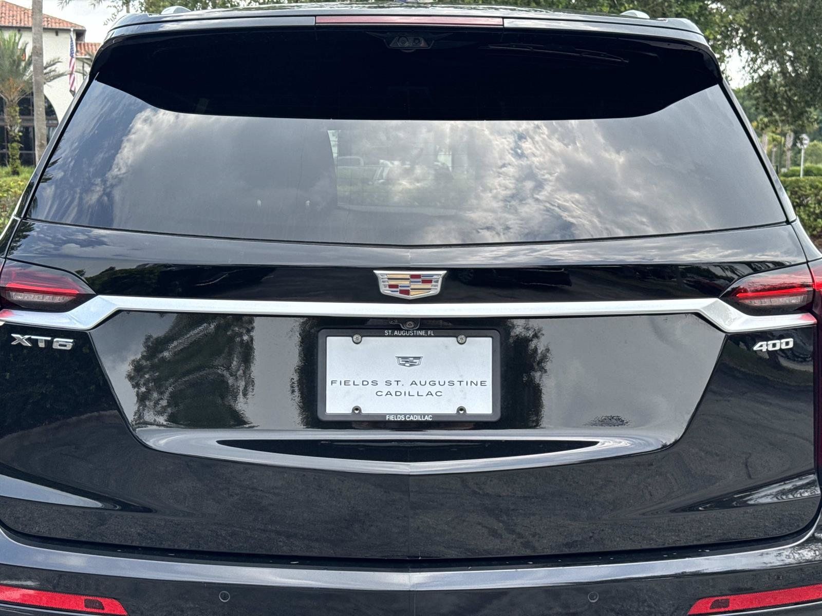 Certified 2024 Cadillac XT6 Premium Luxury w/ Technology Package FWD image 10