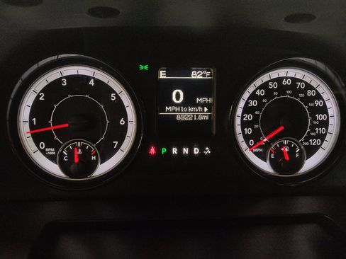 Used 2021 RAM 1500 Classic SLT AWD/4WD image 23