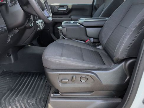 Used 2024 Chevrolet Silverado 2500 Custom w/ Custom Value Package AWD/4WD image 14