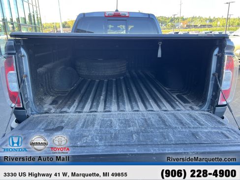 Used 2019 GMC Canyon SLE image 8