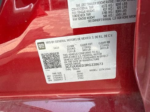 Used 2024 GMC Sierra 1500 Denali w/ Technology Package AWD/4WD image 9