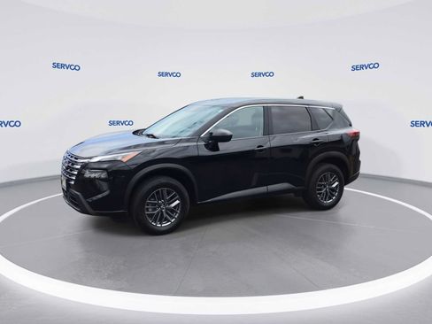 Used 2024 Nissan Rogue S FWD image 4