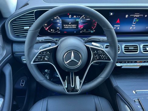 New 2026 Mercedes-Benz GLE 450 4MATIC image 16