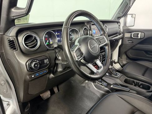 Used 2023 Jeep Wrangler Unlimited Rubicon 4xe w/ Cold Weather Group image 20