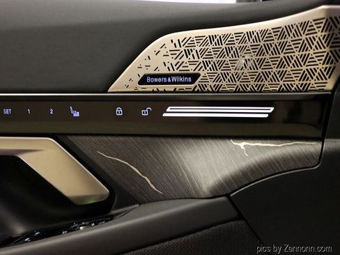 New 2026 BMW 530i xDrive w/ M Sport Package image 27