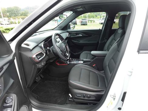 Used 2023 Chevrolet TrailBlazer RS AWD/4WD image 10