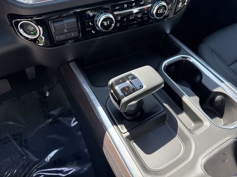 New 2026 GMC Sierra 1500 SLT w/ SLT Premium Plus Package AWD/4WD image 21