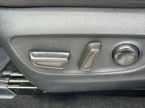 Certified 2025 Toyota RAV4 XLE FWD image 23