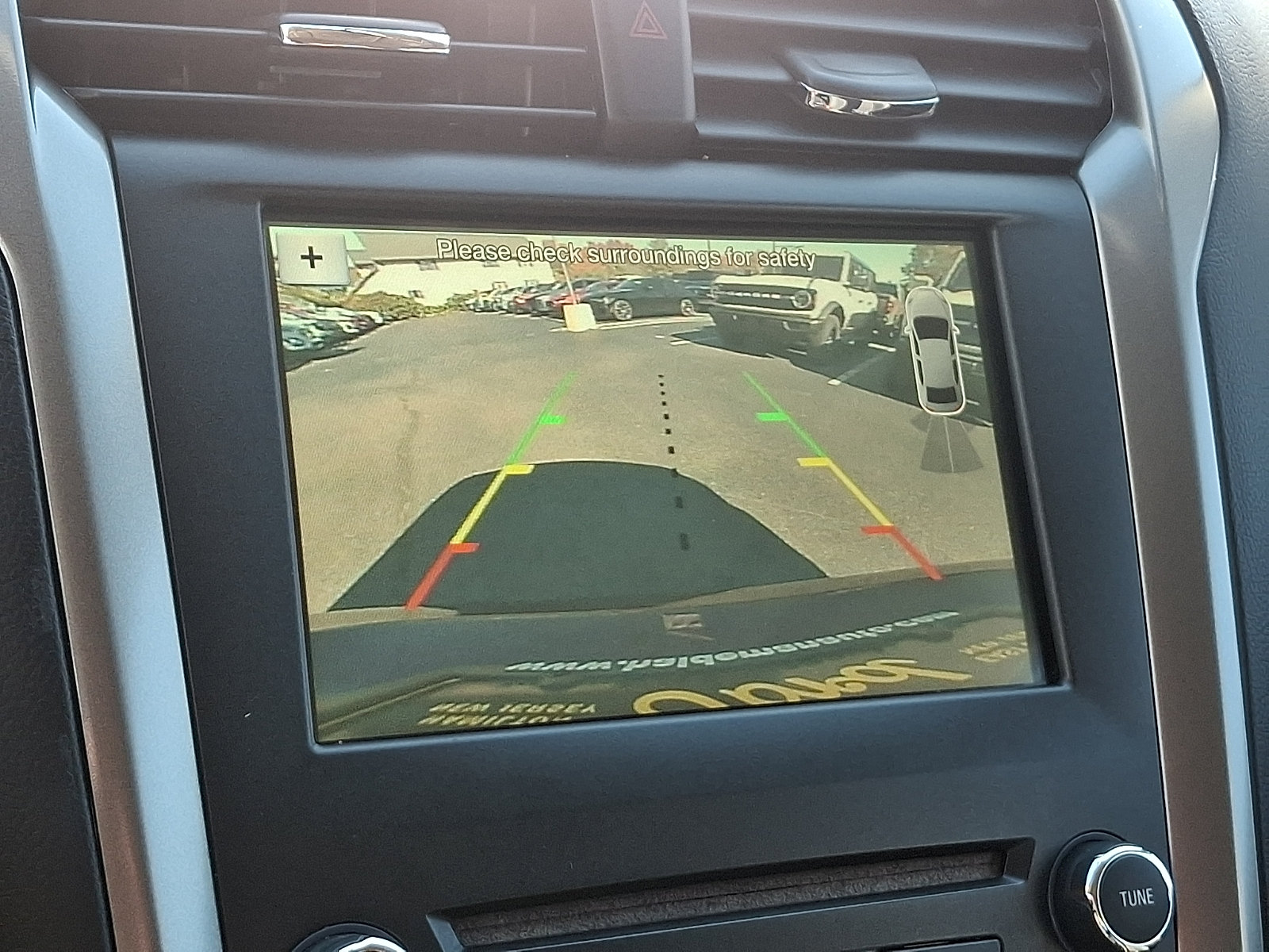 Used 2018 Ford Fusion SE w/ Fusion SE Technology Package FWD image 18